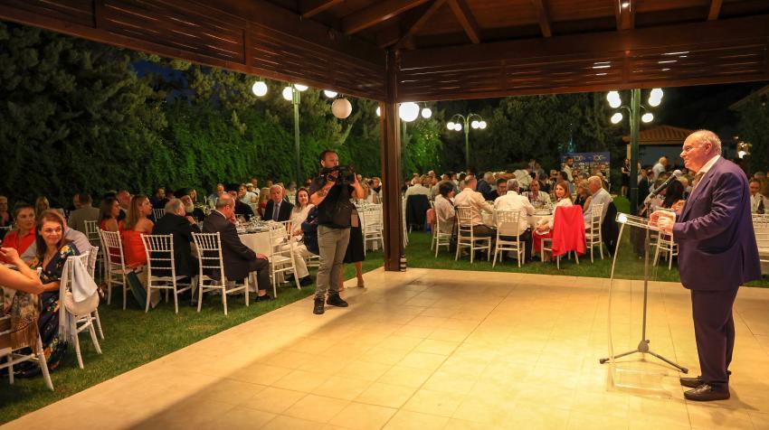 Βραβεύσεις ιστορικών επιχειρήσεων και πρώην στελεχών στην τελετή λήξης των επετειακών εκδηλώσεων για τα 100 χρόνια Επιμελητήριο Ηρακλείου